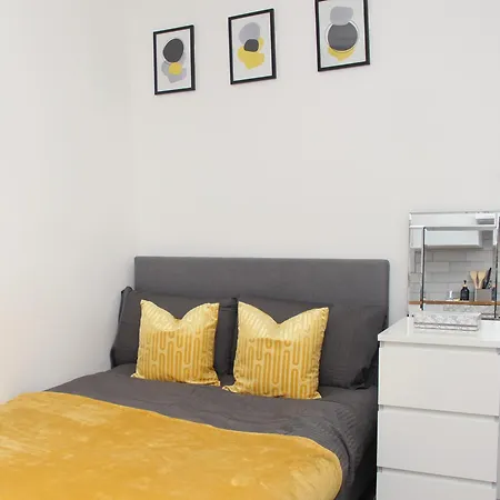Contractor-Friendly Cosy Spot By Finsbury Park Station Apartment London Exterior photo