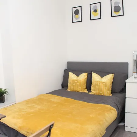 Contractor-Friendly Cosy Spot By Finsbury Park Station Apartment London Exterior photo